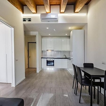 Lux Apartment 2 Milano Metro M2 Εξωτερικό φωτογραφία